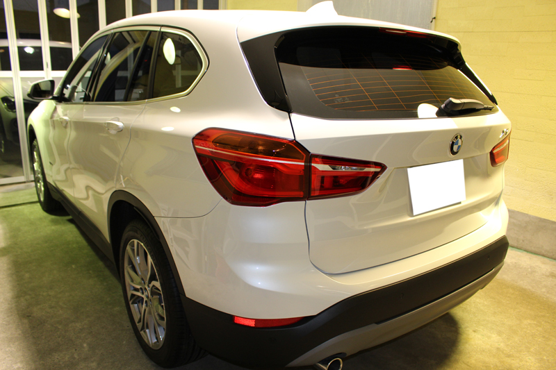 1709bmwx1_7.jpg