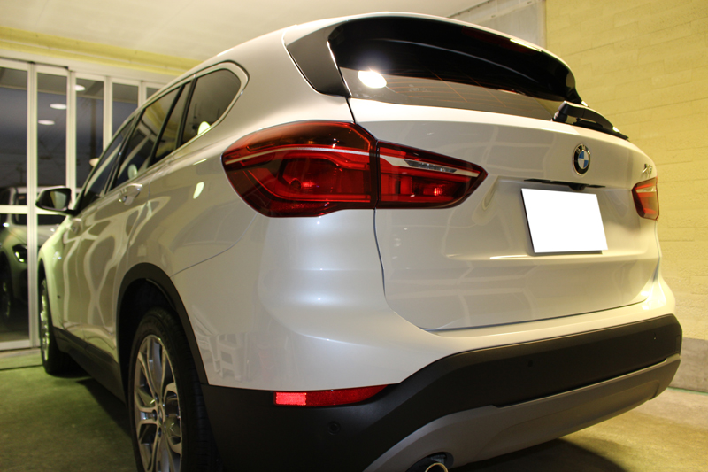 1709bmwx1_8.jpg